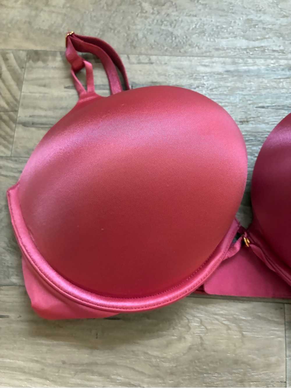 Victoria Secret Add 2 Cups Satin Bombshell Plunge Bra - Picture 6 of 9